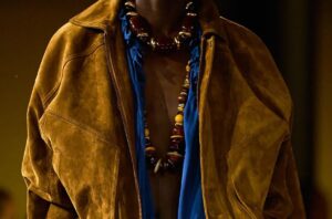 For all the lovers of boho chic and ethnic here is a completely different version of how you can style suede